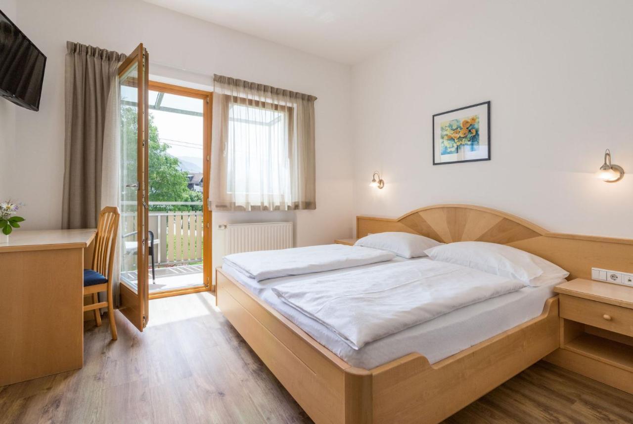 Garni Schorneck Bed & Breakfast Brunico Exterior foto
